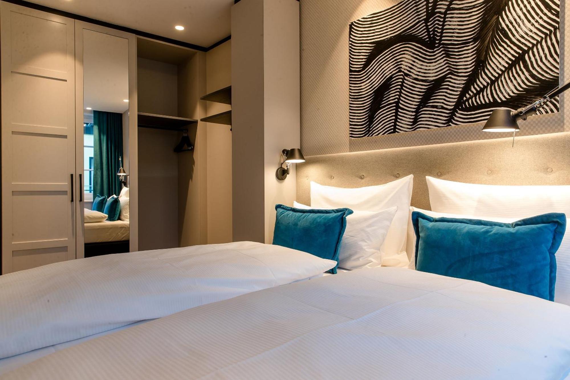 Motel One Linz-Hauptplatz Eksteriør billede