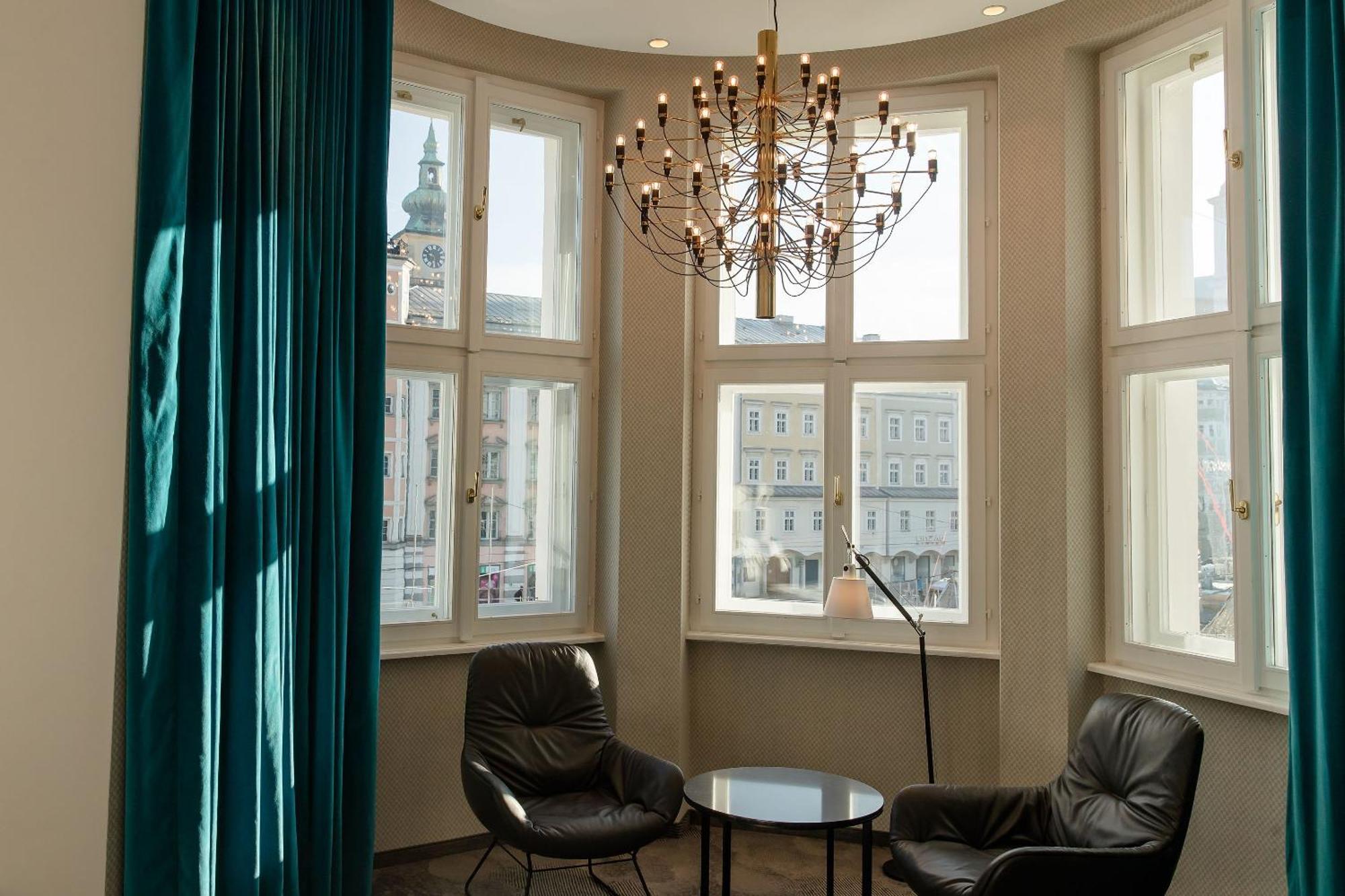 Motel One Linz-Hauptplatz Eksteriør billede